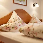 卢汉娜霍夫鲁波尔丁公寓酒店 鲁波尔丁